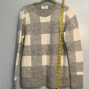 Old Navy Gray Crewneck Sweatshirt